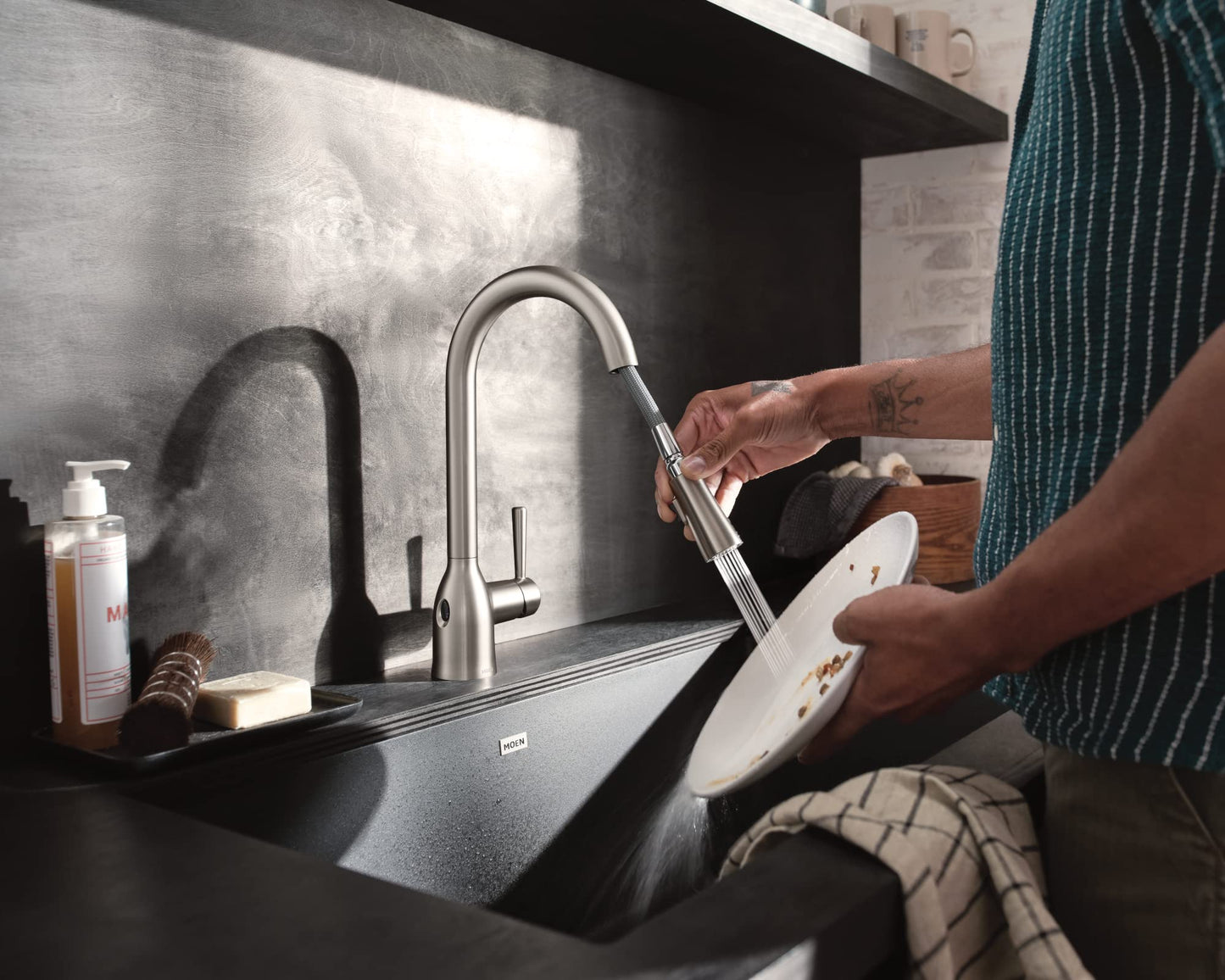 Moen Adler Spot Resist Stainless One-Handle High Arc Kitchen Sink Faucet with Power Clean, Kitchen Faucet with Pull Down Sprayer, 87233SRS